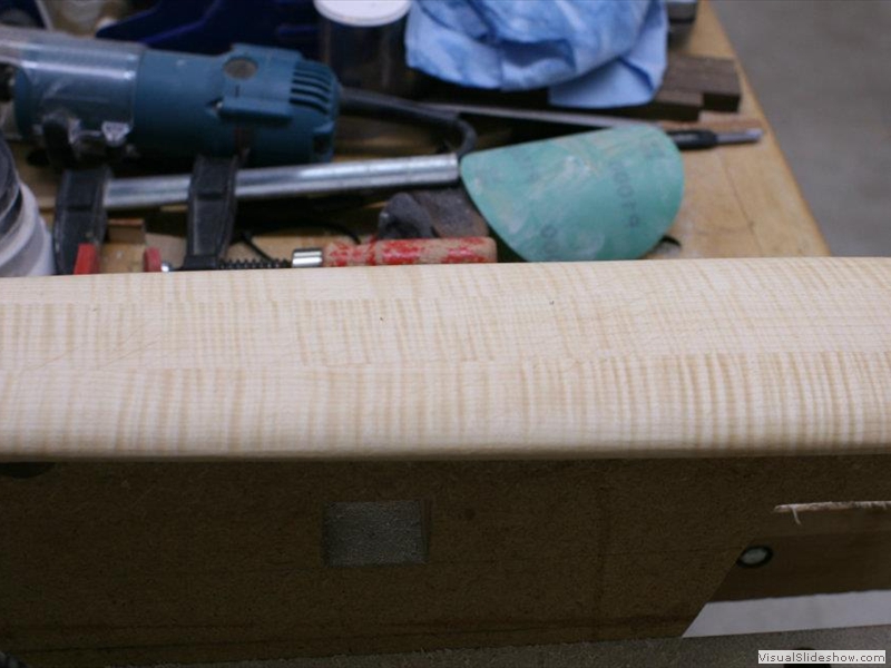 016_neck_carved_profile