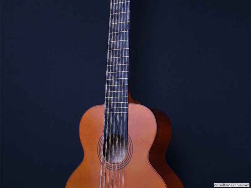 045_strings_on