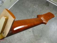 032_staining_neck