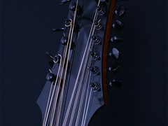 046_strings_on