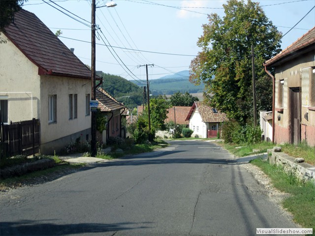 2Nogradvillagestreet